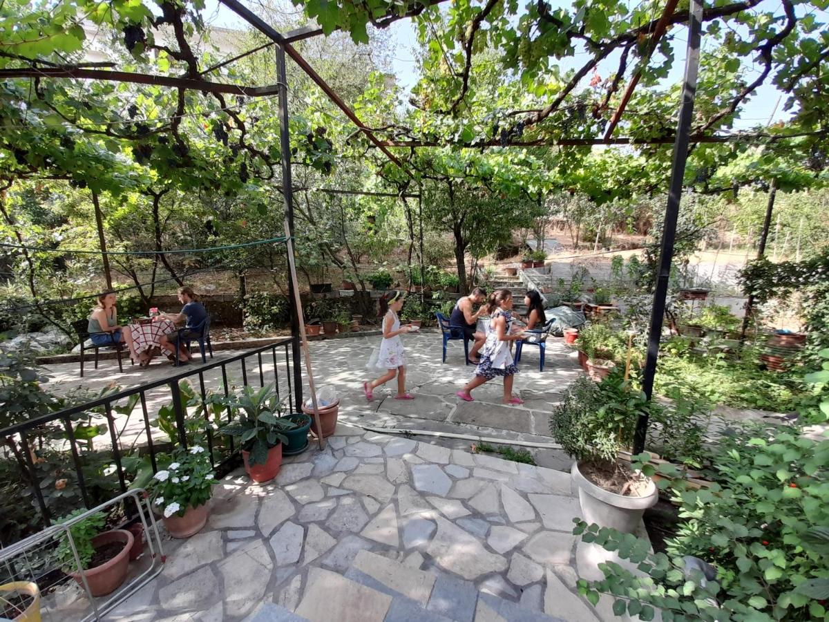 Camping Late Gjirokastër Extérieur photo